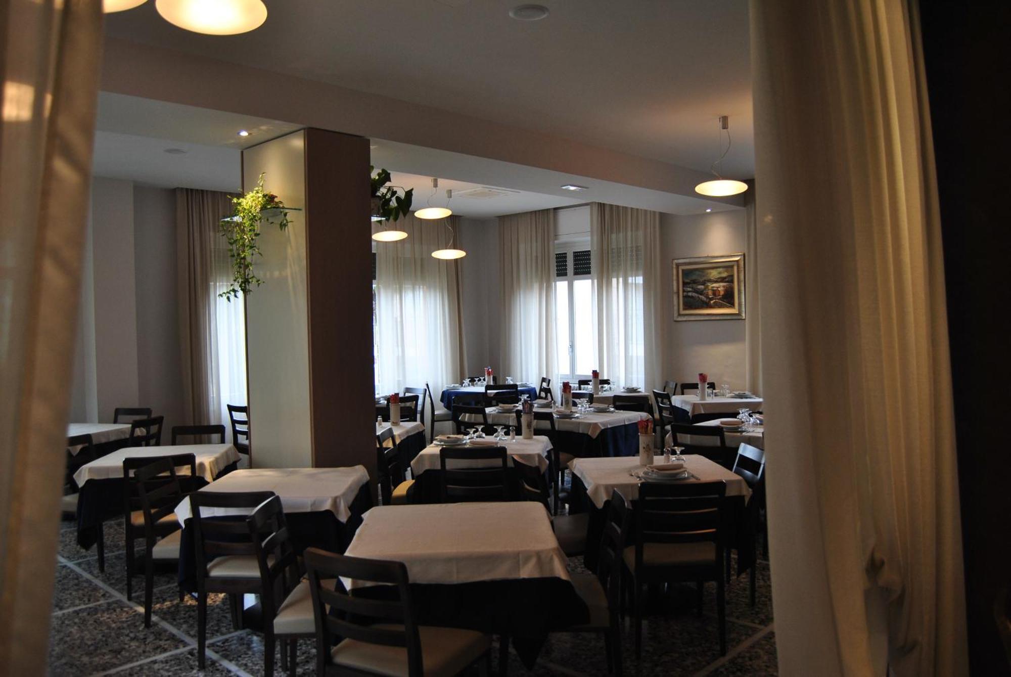 Hotel Villa Mon Toc Стреза Экстерьер фото