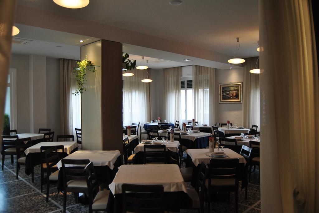 Hotel Villa Mon Toc Стреза Экстерьер фото